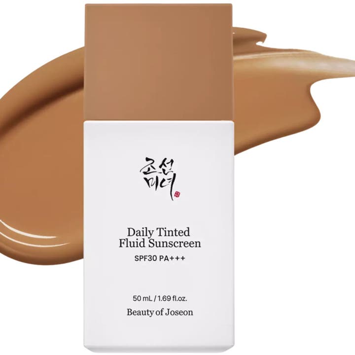 Daily Tinted Fluid Sunscreen Broad Spectrum SPF 30 PA +++