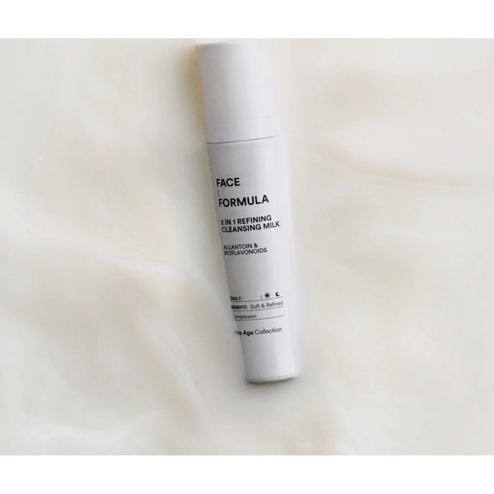 2 In 1 Refining Cleansing Milk