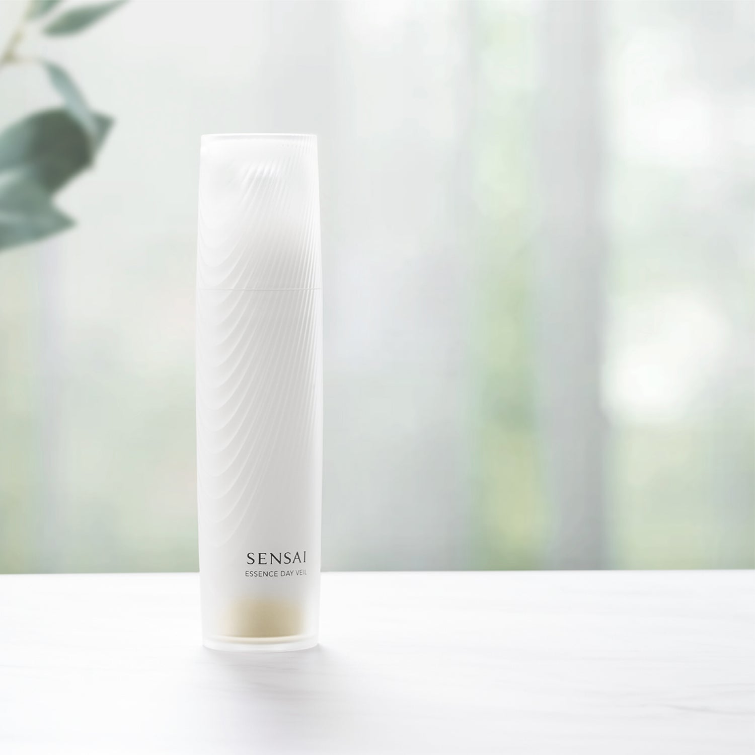 Sensai Essence Day Veil 40 ml | Bangerhead