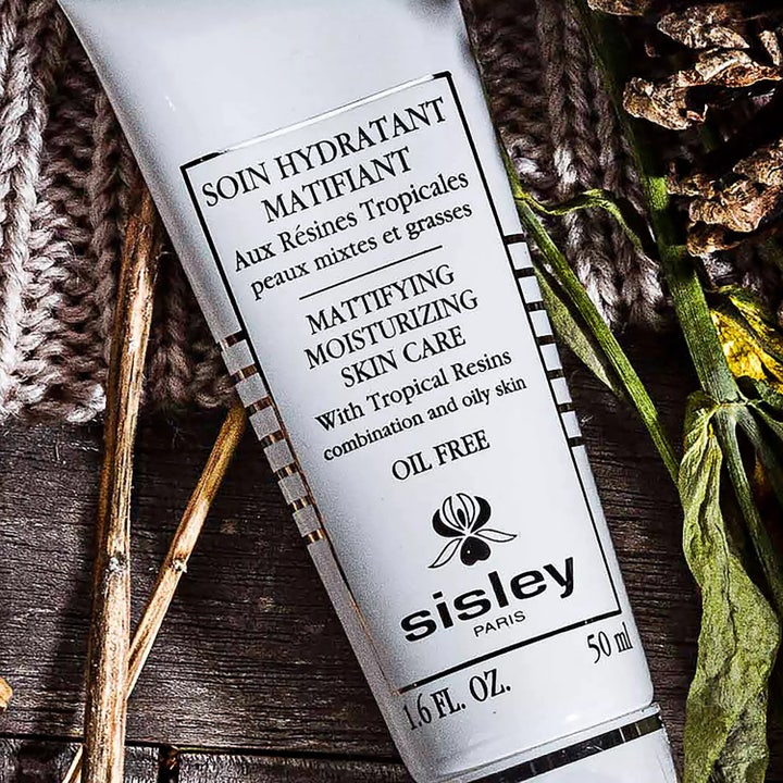Tropical Resins Mattifying Moisturizing Skin Care