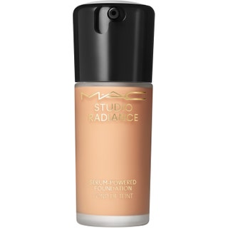 MAC Cosmetics Studio Radiance Serum-Powered Foundation