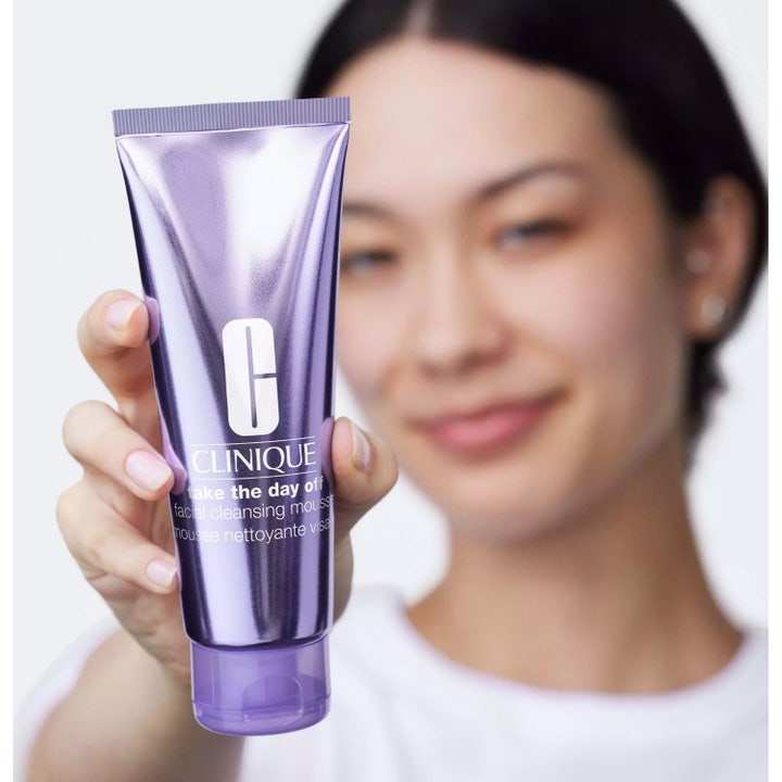 Take The Day Off Facial Cleansing Mousse