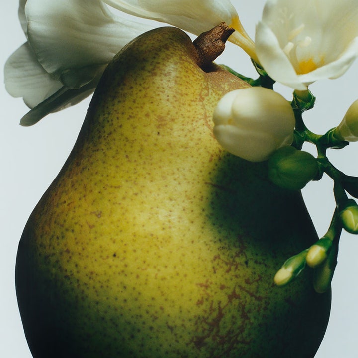 English Pear & Freesia
