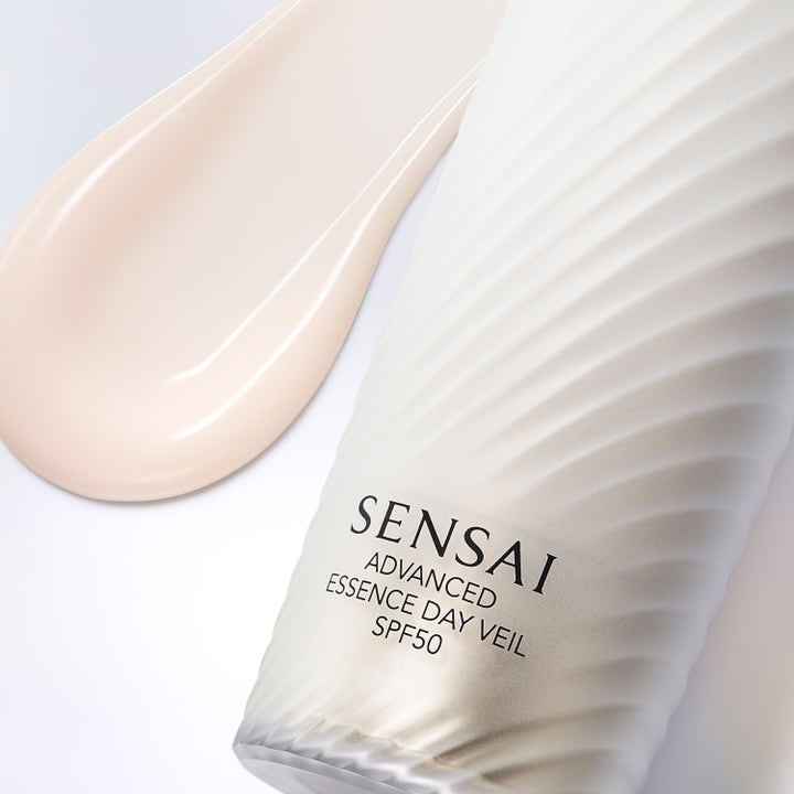 Advanced Essence Day Veil